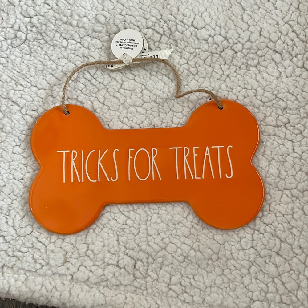 Rae Dunn tricks for treats sign